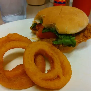 Chuckwagon sandwich and onion rings
