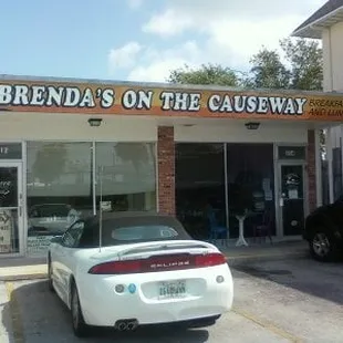 Brenda&apos;s On the Causeway