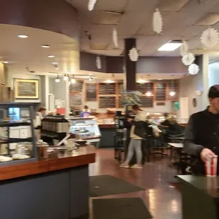 Ordering station and seating