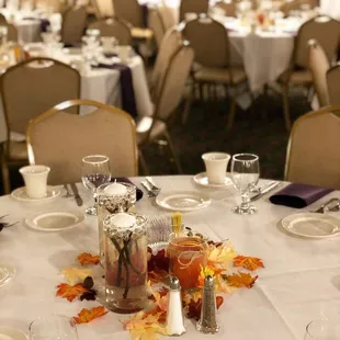 A wedding in our Garnet Room!