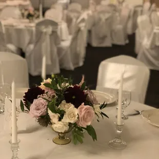 A wedding in our Garnet-Emerald Room!