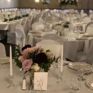 A wedding in our Garnet-Emerald Room!