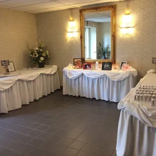 A wedding in our Sapphire Room!