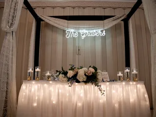 Tom's Country Place Caterers