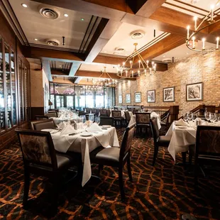 Brenner&apos;s River Walk Main Dining Room