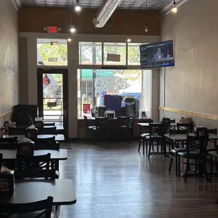 ws a view of the dining area