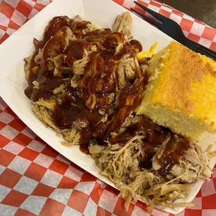 Pulled Pork Mac &amp; Cheese Platter