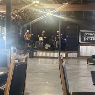 B rated country band.