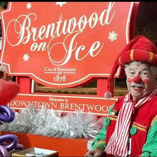 Sparkles Delight and Ravioli The Clown