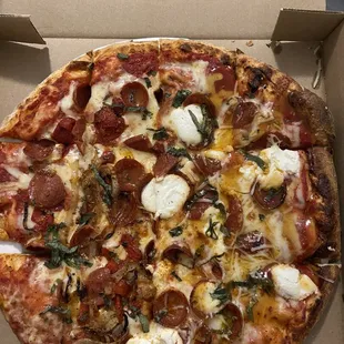 12 inch Half Heritage Honey Pizza half rustic with no sausage on either