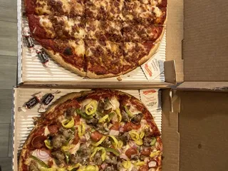 George's Pizza