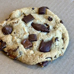 Amazing Cookie @ColumbusFoodDude