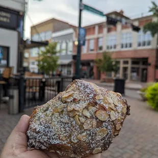 Toasted Almond croissant...I have to admit I loved it's perfection