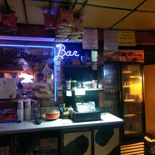 Bret's Basement Lounge