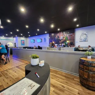 sushi and sashimi, interior