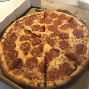 Large Pepperoni Hand Tossed Pizza