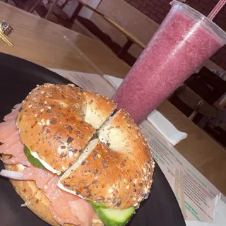 Juice Bars & Smoothies