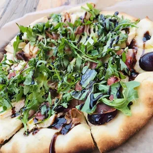 Django Reinhardt French style pizza