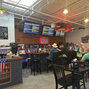 Great bar and spot to work after a day on the road in meetings