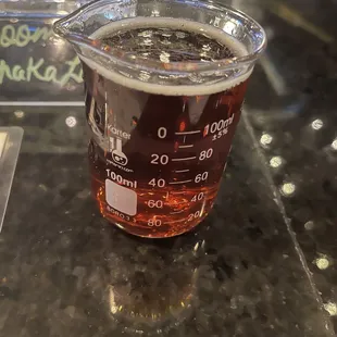 Beaker style flight glasses