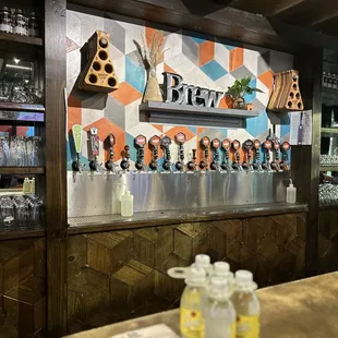 sushi and sashimi, interior