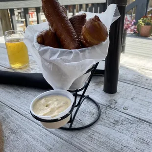 Hot pretzel appetizer