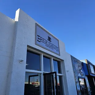 the entrance to brew station coffeehouse