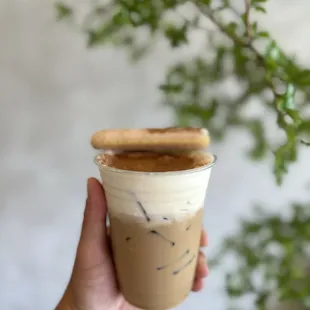 Tiramisu Americano (espresso over water, mascarpone cream, cocoa powder, lady finger)