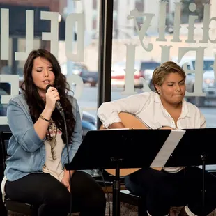 Live music! Photo Credit: Crossroads Photography