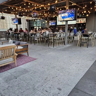 Rooftop dining