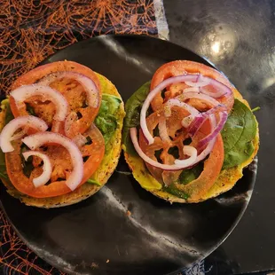 Bagel with guac and veggies. Vegan.