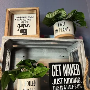 This bathroom was so tidy &amp; cute