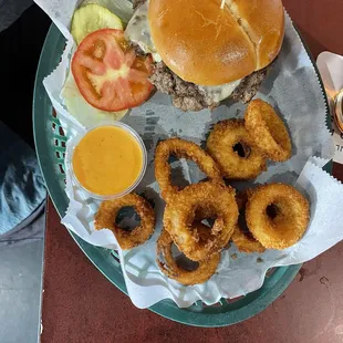 Classic burger and Onion rings