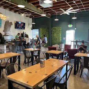 Wi-fi, electrical outlets, and plenty of tables