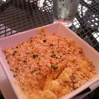 WHITE TRUFFLE MAC & CHEESE
