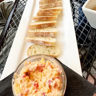 SMOKED GOUDA PIMENTO CHEESE