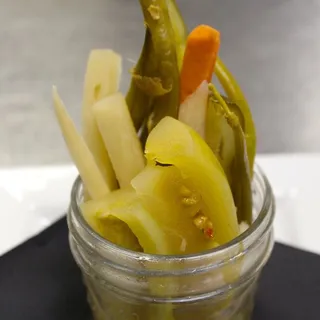 HOUSE PICKLED VEGGIES