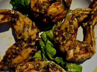 Sawtooth Bar & Grill