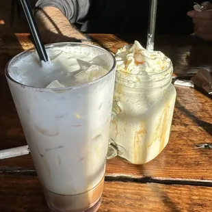 forgot the name + Caramel Frappe