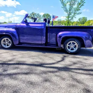 '55 F-100 Roadster Pick-Up