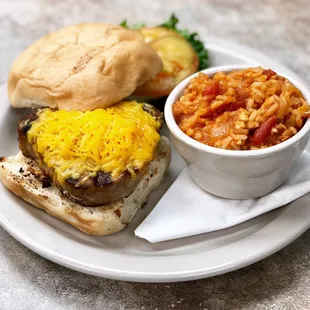 Tuna sandwich with jambalaya