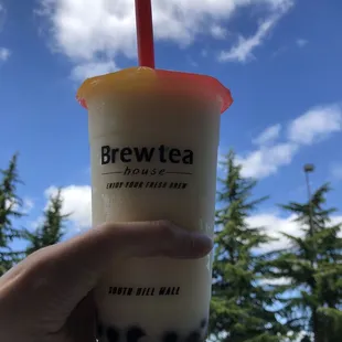 Coconut pineapple smoothie with boba