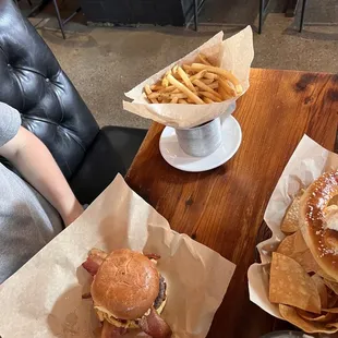 Road Hoss Burger &amp; Regular Fries