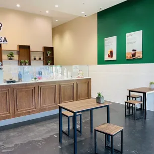 Brief look into the shop.