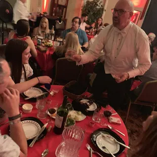 Elegant and intimate table side magic