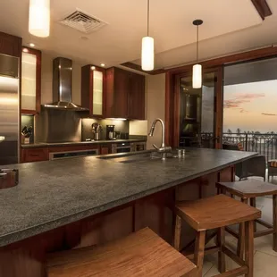 Ambiance of the room complemented by the sunset skies in Hawaii.