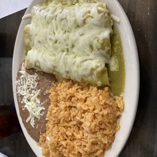 Chicken Enchiladas verdes yum!!!