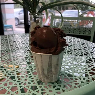 It&apos;s chocolate in a squeezy cup