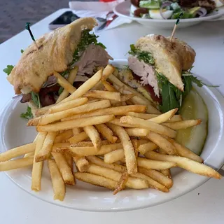 House-Roasted Turkey Sandwich Lunch