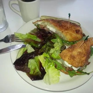 Roast Beef Sandwich Lunch